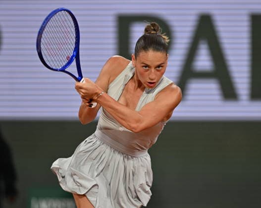 2026 French Open, Roland-Garros - Day 10 PARIS, FRANCE - JUNE 2: Marta Kostyuk of Ukraine in action against Elina Svitolina (not seen) of Ukraine during the women s singles quarter-final match on the tenth day of the French Open at Roland Garros in Paris, France, on June 2, 2026. Mustafa Yalcin Anadolu Paris France. Editorial use only. Please get in touch for any other usage.  Copyright: x2026xAnadoluxMustafaxYalcinx
