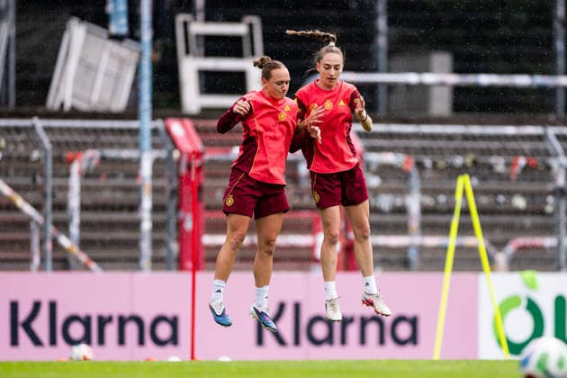 COLOGNE, GERMANY - JUNE 02: Lisanne Graewe (Gräwe, Grawe, Germany 6) and Sophia Kleinherne (Germany, 23) jumping against each other during a training session prepare for the UEFA European Qualifiers for the FIFA Women™s World Cup 2027 between Germany vs. Norway at Sportpark Hoehenberg on June 02, 2026 in Mainz, Germany. North Rhine Westphalia Germany Copyright: xSteffiexWunderlx
