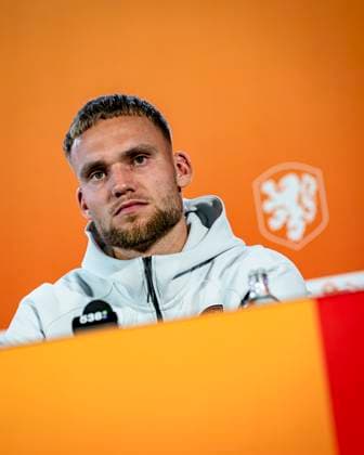 ZEIST - Goalkeeper Bart Verbruggen of the Netherlands during the training and press conference, PK, Pressekonferenz at the KNVB Campus on June 2, 2026 in Zeist, the Netherlands. (Photo by Stefan Koops EYE4IMAGES DeFodi Images) -