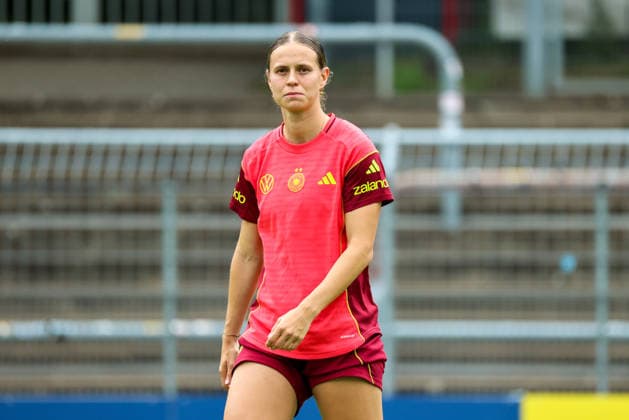 Köln, Deutschland: 02.06. 2026 - Training der DFB Frauen - Vorbereitung Länderspiel Deutschland vs. Norwegen für WM Qualifikation 2027 Im Bild: Klara Bühl Buehl (Deutschland) Copyright: HMBxMedia MadeleinexFantini
