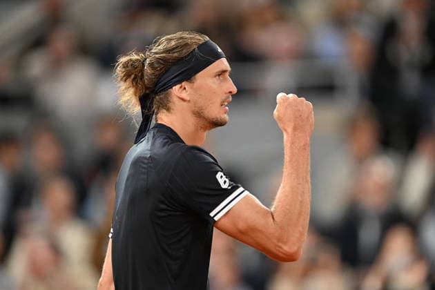 2026 French Open, Roland-Garros - Day 10 PARIS, FRANCE - JUNE 02: Rafael Jodar of Spain competes with Alexander Zverev of Germany during their Men s Singles quarter-final match on Day Ten of the 2026 French Open at Roland Garros on June 02, 2026 in Paris, France. Mustafa Yalcin Anadolu Paris France. Editorial use only. Please get in touch for any other usage.  Copyright: x2026xAnadoluxMustafaxYalcinx
