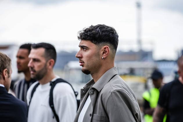 Abflug Deutsche Fußball Nationalmannschaft 02.06.26: Abflug Deutsche Fußball Nationalmannschaft vom Flughafen in Frankfurt zur Fußball Weltmeisterschaft nach Chicago USA Frankfurt Flughafen Hessen Deutschland