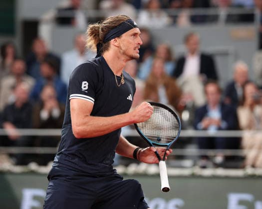 Alexander Zverev (GER) macht die Faust und jubelt,Jubel, Freude,Emotion, Herren Einzel, Men s Singles Tennis - French Open 2026 - Roland Garros - Paris - - France - 2 June 2026. Copyright: xJuergenxHasenkopfx
