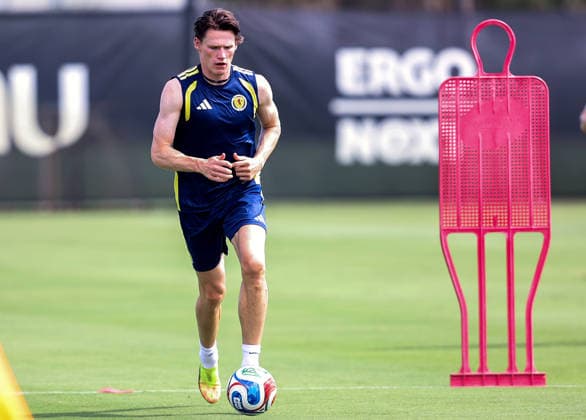 Scott McTominay during a training session Scotland Training and press conference, PK, Pressekonferenz 2026 FIFA World Cup, WM, Weltmeisterschaft, Fussball Football, Florida Blue Training Centre, Florida, USA - 02 Jun 2026Florida Florida Blue Training Centre United States of America EDITORIAL USE ONLY No use with unauthorised audio, video, data, fixture lists, club league logos or live services. Online in-match use limited to 120 images, no video emulation. No use in betting, games or single club league player publications.  Copyright: xChrisxArjoon Shutterstockx 16906919m