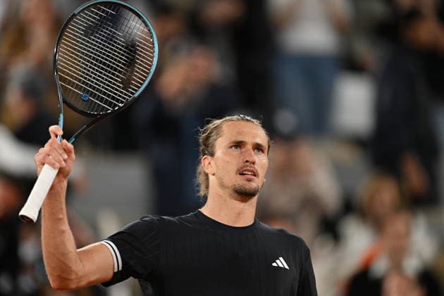 2026 French Open, Roland-Garros - Day 10 PARIS, FRANCE - JUNE 02: Alexander Zverev of Germany celebrates victory after Men s Singles quarter-final match against Rafael Jodar (not seen) of Spain on Day Ten of the 2026 French Open at Roland Garros in Paris, France, on June 02, 2026, Mustafa Yalcin Anadolu Paris France. Editorial use only. Please get in touch for any other usage.  Copyright: x2026xAnadoluxMustafaxYalcinx