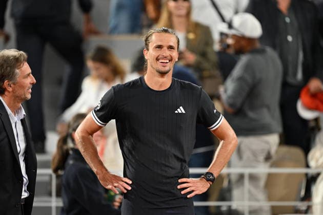 2026 French Open, Roland-Garros - Day 10 PARIS, FRANCE - JUNE 02: Alexander Zverev of Germany celebrates victory after Men s Singles quarter-final match against Rafael Jodar (not seen) of Spain on Day Ten of the 2026 French Open at Roland Garros in Paris, France, on June 02, 2026, Mustafa Yalcin Anadolu Paris France. Editorial use only. Please get in touch for any other usage.  Copyright: x2026xAnadoluxMustafaxYalcinx
