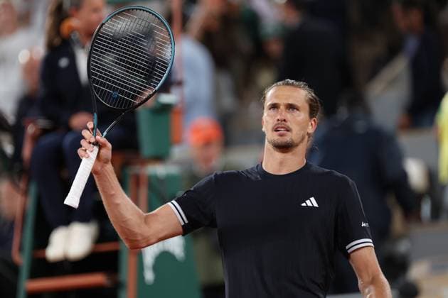ROLAND GARROS PHOTOPQR LE PARISIEN Le Parisien Arnaud Journois ; PARIS ; 02 06 2026 ; Paris. Stade Roland Garros, le 2 juin 2026. Tennis. Internationaux de France de Roland Garros. Simple Messieurs Court Philippe Chatrier - 1 4 finale Alexander Zverev vs Rafael Jodar Photo Le Parisien Arnaud Journois PARIS France  Copyright: xPHOTOPQR LExPARISIEN MAXPPPxLexParisienx xArnaudxJournoisx 20260602LPA9652 20260602LPA9652