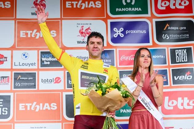 Tour de Wallonie 2026 Stage 2 LIBRAMONT-CHEVIGNY, BELGIUM - JUNE 02 : Oliver Ben (NZL) of Modern Adventure Pro Cycling on the podium during stage 2 of the 47th edition of Ethias Tour de Wallonie an UCI ProSeries 2.Pro cycling road race stage for Men Elite of 192.1 km with start in Jodoigne and finish in Libramont-Chevigny on June 2, 2026 in Libramont-Chevigny, Belgium, 02 06 2026 ( Motordriver Pieter Van Herzele - Libramont-Chevigny Belgium  Copyright: xVincentxKalutx