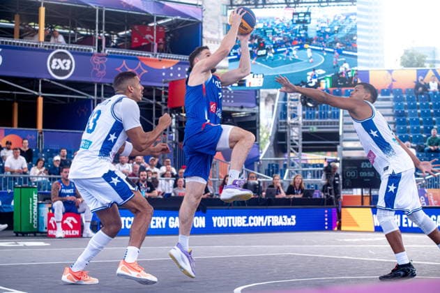 Warszawa 02.06.2026. 3x3 Basketball World Cup Day 2 in Warsaw, Poland. Puerto Rico - France match --- Mistrzostwa Swiata w koszykowce 3x3 Dzien 2 w Warszawie. Mecz Portoryko - Francja Persons Shown : Luis Cuascut Hugo Suhard Fot. Kai Taller Arena Akcji NEWSPIX.PL --- newspix.pl 