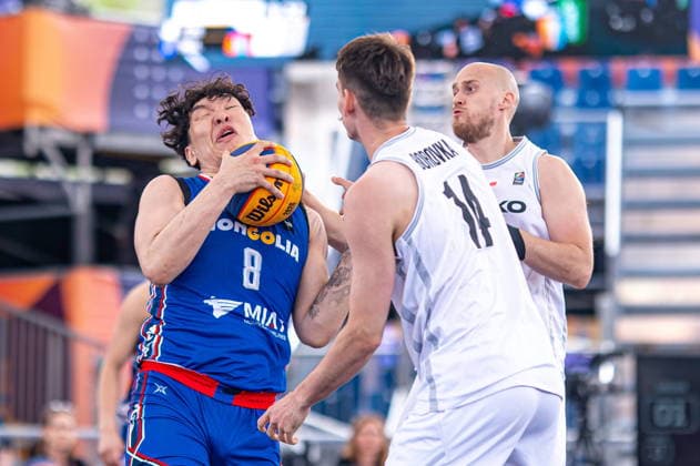 Warszawa 02.06.2026. 3x3 Basketball World Cup Day 2 in Warsaw, Poland. Czech Republic - Mongolia match --- Mistrzostwa Swiata w koszykowce 3x3 Dzien 2 w Warszawie. Mecz Czechy - Mongolia Persons Shown : Dulguun Gankhuyag Stepan Borovka Fot. Kai Taller Arena Akcji NEWSPIX.PL --- newspix.pl 