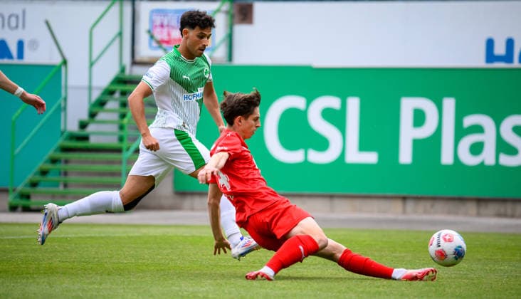 02.06.2026 - Fussball - Saison 2025 2026 - Relegation Oberliga Bayern Bayernliga Regionalliga : SpVgg Greuther Fürth II - ASV Cham - - xwoxzix - Lucas Torres Farias (8, SpVgg Greuther Fürth II ) Manuel Reiß (14, ASV Cham )