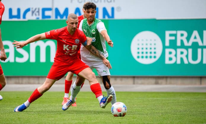 02.06.2026 - Fussball - Saison 2025 2026 - Relegation Oberliga Bayern Bayernliga Regionalliga : SpVgg Greuther Fürth II - ASV Cham - - xwoxzix - Marco Pfab (35, ASV Cham ) Lucas Torres Farias (8, SpVgg Greuther Fürth II )
