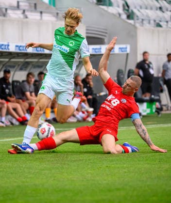 02.06.2026 - Fussball - Saison 2025 2026 - Relegation Oberliga Bayern Bayernliga Regionalliga : SpVgg Greuther Fürth II - ASV Cham - - xwoxzix - Christoph Meister (11, SpVgg Greuther Fürth II ) Marco Pfab (35, ASV Cham )