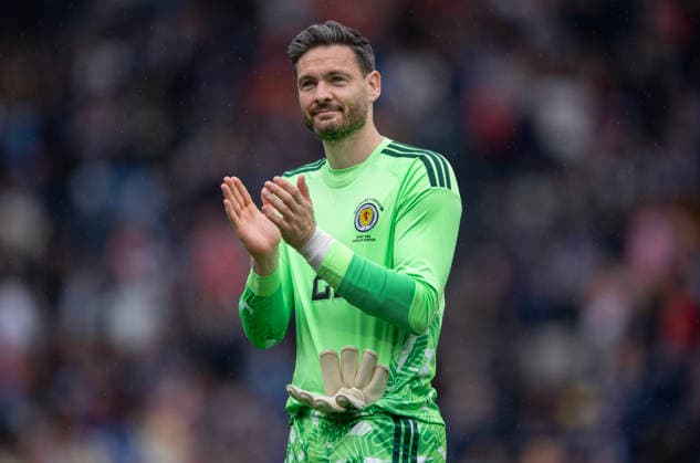 Scotland v Curacao - International Friendly, Länderspiel, Nationalmannschaft GLASGOW, SCOTLAND - MAY 30: Scotland goalkeeper Craig Gordon acknowledges the fans after the international friendly match between Scotland and Curacao at Hampden Park on May 30, 2026 in Glasgow, United Kingdom. ***Local Caption*** Craig Gordon Glasgow Hampden Park Scotland United Kingdom Copyright: xVisionhausx 776491304