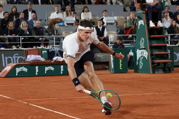 TENNIS : Roland Garros 2026 - 02 06 2026 Jakub Mensik (CZE) Vs Joao Fonseca (BRA) ParisFrance  Copyright: xMichaelxBaucherx
