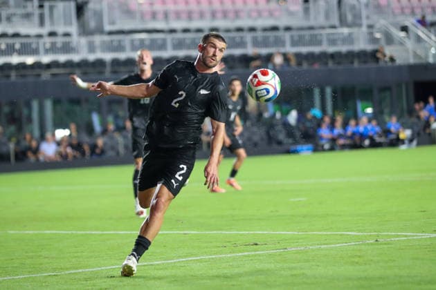June 2, 2026, Fort Lauderdale, Florida, USA: New Zealand defender Tim Payne (2) controls the ball during the International Friendly, Länderspiel, Nationalmannschaft soccer match between Haiti and New Zealand. Soccer 2026: Haiti 4:0 New Zealand.  - ZUMAa257 20260602_zsp_a257_012 Copyright: xChrisxArjoonx