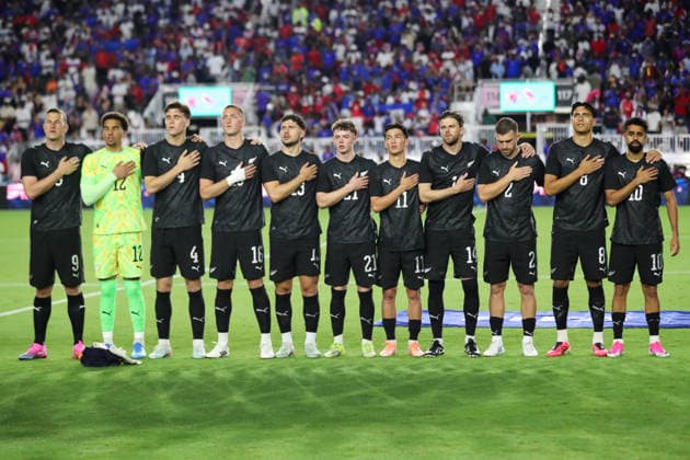 FT LAUDERDALE, FL - JUNE 2: The New Zealand starting eleven line up for the national anthems prior to the International Friendly, Länderspiel, Nationalmannschaft game between Haiti and New Zealand at Chase Stadium on June 2, 2026 in Fort Lauderdale,Florida.(Photo by Chris Arjoon Icon Sportswire) SOCCER: JUN 02 Haiti vs New Zealand EDITORIAL USE ONLY Icon2602060010001