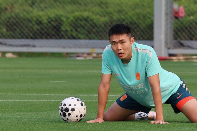 SHANGHAI, CHINA - JUNE 02: Players of Team China train during a training session on June 2, 2026 in Shanghai, China. The team is preparing for the upcoming FIFA International A match against Singapore.  Copyright: xVCGx 111645638415