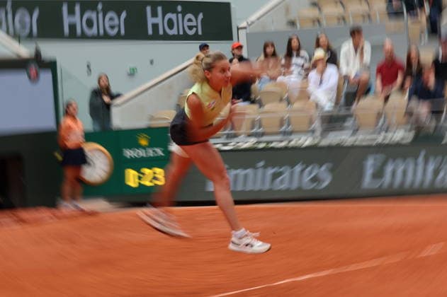 ROLAND GARROS 2026 Thierry Larret MAXPPP - PARIS (75) 03 06 2026 Thierry Larret Maxppp. Tennis. Roland Garros 2026. Internationaux de France de tennis. Stade Roland Garros, Paris (75). Le 3 Juin. Court Philippe CHATRIER : Anna KALINSKAYA (RUS) vs Maja CHWALINSKA (POL). PARIS (75) STADE ROLAND GARROS PARIS ILE DE FRANCE FRANCE  Copyright: xMAXPPPxThierryxLarretx TLR202606030812 TLR202606030812