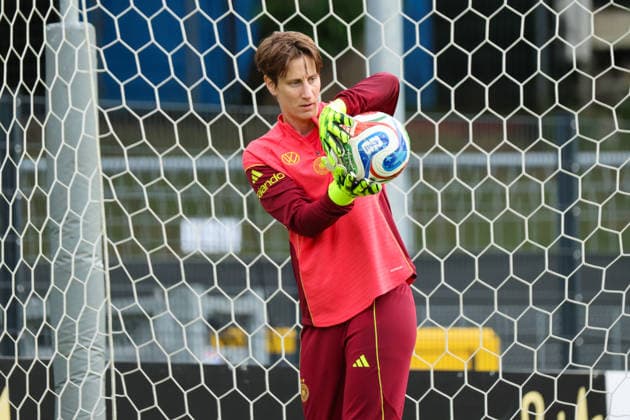 Köln, Deutschland: 03.06. 2026 - Training der DFB Frauen - Vorbereitung Länderspiel Deutschland vs. Norwegen für WM Qualifikation 2027 Im Bild: Torhüterin Ann-Katrin Berger (Deutschland) Copyright: HMBxMedia MadeleinexFantini