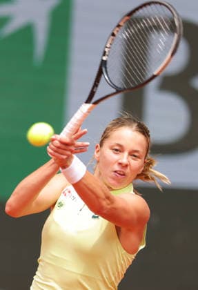 Maja Chwalinska, POL, during quarterfinal of 2026 French Open at Roland Garros, Paris, 03 06 2026; -