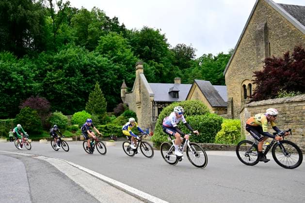 Tour de Wallonie 2026 Stage 3 VAUX-SUR-SÛRE, BELGIUM - JUNE 03 : Wood George (GBR) of Mg.K Vis Costruzioni e Ambiente, Killy Jonah (USA) of Tarteletto - Isorex, Bellens Jarno (BEL) of Baloise Verzekeringen - Het Poetsbureau Lions, Conca Filippo (ITA) of Team Jayco AlUla, Sagrado Alvaro (ESP) of Team Storck - MRW Bau and Bellens Jarno (BEL) of Baloise Verzekeringen - Het Poetsbureau Lions in the escape group during stage 3 of the 47th edition of Ethias Tour de Wallonie an UCI ProSeries 2.Pro cycling road race stage for Men Elite of 176.9 km with start in Habay and finish in Vaux-sur-Sûre on June 3, 2026 in Vaux-sur-Sûre, Belgium, 03 06 2026 ( Motordriver Pieter Van Herzele - Vaux-sur-Sûre Belgium  Copyright: xSesx