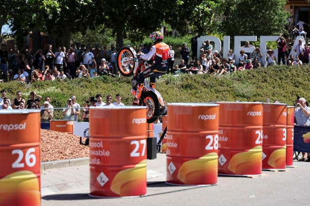 June 3, 2026, Piera, Barcelona, Spain: Toni Bou of trial rider during his attempt to break the Guinness World Record at Rotonda Toni Bou on June 03, 2026 in Piera, Barcelona, Spain. Piera Spain - ZUMAa181 20260603_zaa_a181_109 Copyright: xJavierxBorregox