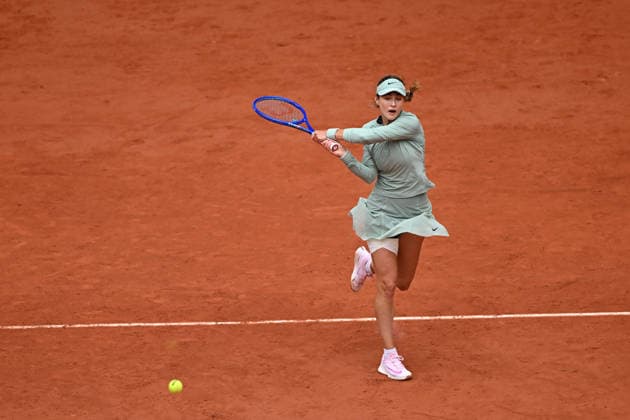 French Open - Maja Chwalinska v Anna Kalinskaya Anna Kalinskaya (RUS) during her 1 4 final round at the 2026 Roland-Garros tournament in Paris, FRANCE, on June 3, 2026. Photo by Corinne Dubreuil ABACAPRESS.COM Paris France  Copyright: xDubreuilxCorinne ABACAx