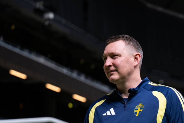 260603 Kim Källström, Head of National teams of Sweden, during the official team photo shoot on June 3, 2026 in Stockholm. Photo: Emma Wallskog BILDBYRAN kod EW JM0821 bbeng fotboll football soccer fotball lagbild team picture team photo sverige sweden sverige a vm 2026 FIFA World Cup, WM, Weltmeisterschaft, Fussball Copyright: EMMAxWALLSKOG BB260603EW090