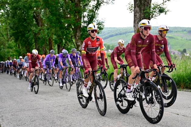 Tour de Wallonie 2026 Stage 3 VAUX-SUR-SÛRE, BELGIUM - JUNE 03 : Florez Samuel (COL) of Modern Adventure Pro Cycling and Towers Lucas (GBR) of Modern Adventure Pro Cycling in action during stage 3 of the 47th edition of Ethias Tour de Wallonie an UCI ProSeries 2.Pro cycling road race stage for Men Elite of 176.9 km with start in Habay and finish in Vaux-sur-Sûre on June 3, 2026 in Vaux-sur-Sûre, Belgium, 03 06 2026 ( Motordriver Pieter Van Herzele - Vaux-sur-Sûre Belgium  Copyright: xSesx