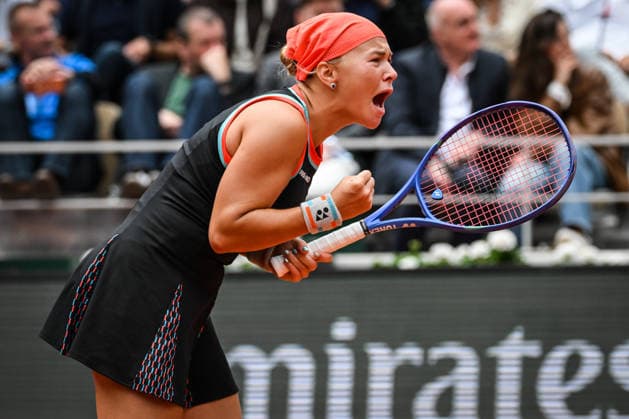 June 3, 2026, Paris, France, France: Diana SHNAIDER of Russia celebrates his point during the eleventh day of the Roland-Garros 2026, French Open 2026, Grand Slam tennis tournament at Roland-Garros Stadium on June 03, 2026 in Paris, France. Roland Garros 2026 - Day 11  - ZUMAm308 20260603_zsp_m308_023 Copyright: xMatthieuxMirvillex