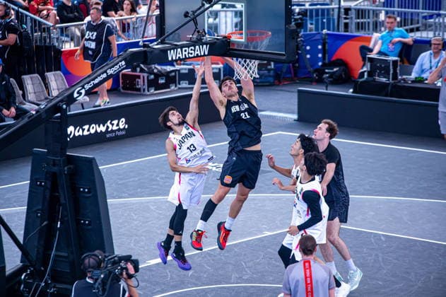 Basketball, FIBA 3x3 WM in Warschau, Männer, Japan - Neuseeland Warszawa 03.06.2026. 3x3 Basketball World Cup Day 3 in Warsaw, Poland. Jpaan - New Zealand match --- Mistrzostwa Swiata w koszykowce 3x3 Dzien 3 w Warszawie. Mecz Japonia - Nowa Zelandia Persons Shown : Ryo Ozawa Chris Martin Fot. Kai Taller Arena Akcji NEWSPIX.PL --- newspix.pl 