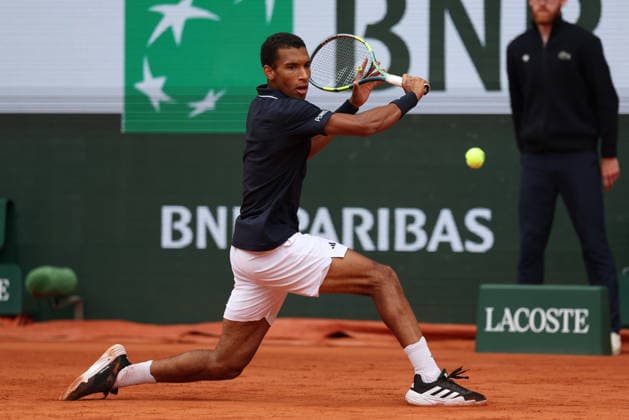 ROLAND GARROS 2026 Thierry Larret MAXPPP - PARIS (75) 03 06 2026 Thierry Larret Maxppp. Tennis. Roland Garros 2026. Internationaux de France de tennis. Stade Roland Garros, Paris (75). Le 3 Juin. Court Philippe CHATRIER : Felix AUGER-ALIASSIME (CAN) vs Flavio COBOLLI (ITA). PARIS (75) STADE ROLAND GARROS PARIS ILE DE FRANCE FRANCE  Copyright: xMAXPPPxThierryxLarretx TLR202606031580 TLR202606031580