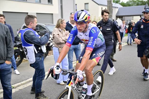 Tour de Wallonie 2026 Stage 3 VAUX-SUR-SÛRE, BELGIUM - JUNE 03 : Pithie Laurence (NZL) of Red Bull BORA Hansgrohe celebrates the win during stage 3 of the 47th edition of Ethias Tour de Wallonie an UCI ProSeries 2.Pro cycling road race stage for Men Elite of 176.9 km with start in Habay and finish in Vaux-sur-Sûre on June 3, 2026 in Vaux-sur-Sûre, Belgium, 03 06 2026 ( Motordriver Pieter Van Herzele - Vaux-sur-Sûre Belgium  Copyright: xSesx