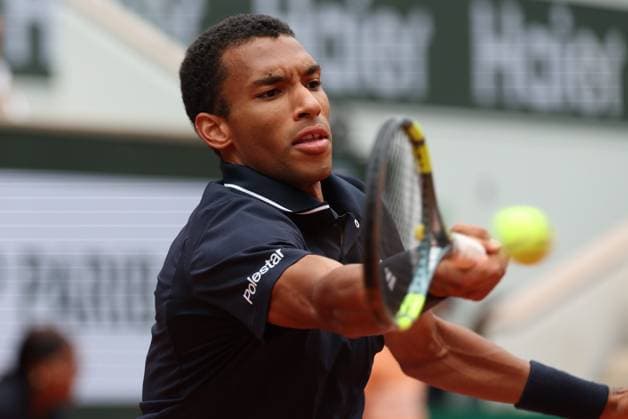 ROLAND GARROS PHOTOPQR LE PARISIEN Le Parisien Arnaud Journois ; PARIS ; 03 06 2026 ; Paris. Stade Roland Garros, le 3 juin 2026. Tennis. Internationaux de France de Roland Garros. Simple Messieurs Court Philippe Chatrier - 1 4 finale Felix Auger Aliassime vs Flavio Cobolli Photo Le Parisien Arnaud Journois PARIS France  Copyright: xPHOTOPQR LExPARISIEN MAXPPPxLexParisienx xArnaudxJournoisx 20260603LPA1642 20260603LPA1642