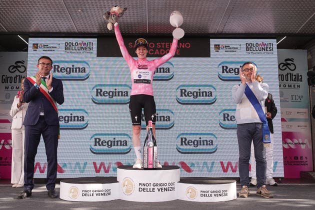 Netherlands™s Anna van der Breggen of Team SD Worx - Protime™s (Pink jersey) on the podium during Stage 5 of the Giro d™Italia Women, from Longarone to Santo Stefano di Cadore, Italy. Wednesday June 3, 2026  Copyright: xMarcoxAlpozzi LaPressex