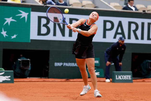 June 3, 2026, Paris, Paris, France: Diana SHNAIDER (-RUS) in action during the tennis Grand Slam of Roland Garros 2026, at Roland Garros Stadium - on June 3 2026 .Paris - France Paris France - ZUMAb253 20260603_zsp_b253_069 Copyright: xLoicxBaratouxx