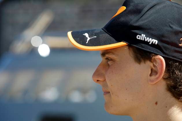 Formel 1, GP Monaco in Monte Carlo CASQUES LEGO PILOTES MCLAREN PHOTOPQR NICE MATIN Jean François Ottonello ; Monaco ; 03 06 2026 ; Les pilotes F1 McLaren Lando Norris et Oscar Piastri presentent leur casque LEGO pour le 1000e Grand Prix de l ecurie McLaren lors du Grand Prix de Monaco Monaco, june 3rd 2026 Atmosphere before Monaco GP Monaco France  Copyright: xPHOTOPQR NICExMATIN MAXPPPxJeanxFrançoisxOttonellox 20260603NIM1692 20260603NIM1692