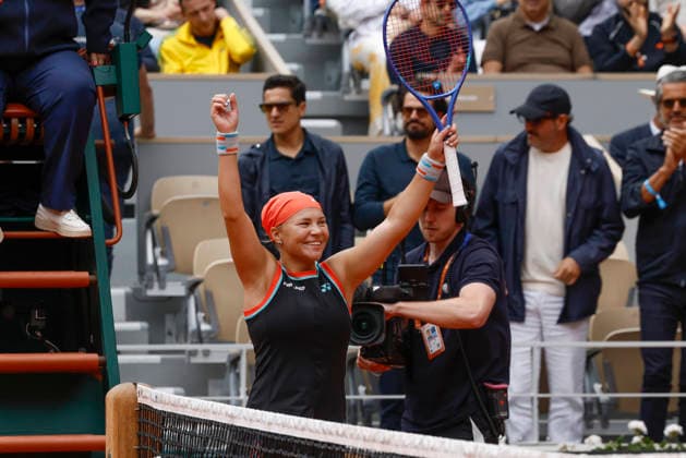 June 3, 2026, Paris, Paris, France: Diana SHNAIDER (-RUS) in action during the tennis Grand Slam of Roland Garros 2026, at Roland Garros Stadium - on June 3 2026 .Paris - France Paris France - ZUMAb253 20260603_zsp_b253_095 Copyright: xLoicxBaratouxx
