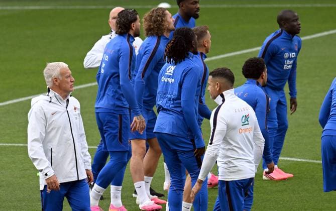 ENTRAINEMENT DES BLEUS A NANTES PHOTOPQR OUEST FRANCE Jerome Fouquet ; NANTES ; 03 06 2026 ; Football. Entrainement de l équipe de France de Football, avant le match contre la Cote d Ivoire à Nantes. Photo: Jérôme Fouquet Ouest-France Nantes, France, juen 3rd 2026 France at training before a friendly match NANTES France  Copyright: xPHOTOPQR OUESTxFRANCE MAXPPPxJeromexFouquetx 20260603OFR1850 20260603OFR1850