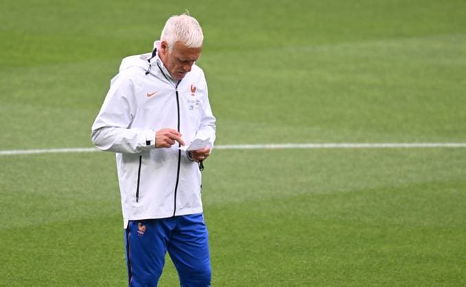 ENTRAINEMENT DES BLEUS A NANTES PHOTOPQR OUEST FRANCE Jerome Fouquet ; NANTES ; 03 06 2026 ; Football. Entrainement de l équipe de France de Football, avant le match contre la Cote d Ivoire à Nantes. Ici sur l image Didier Deschamps, sélectionneur . Photo: Jérôme Fouquet Ouest-France Nantes, France, juen 3rd 2026 France at training before a friendly match NANTES France  Copyright: xPHOTOPQR OUESTxFRANCE MAXPPPxJeromexFouquetx 20260603OFR1851 20260603OFR1851