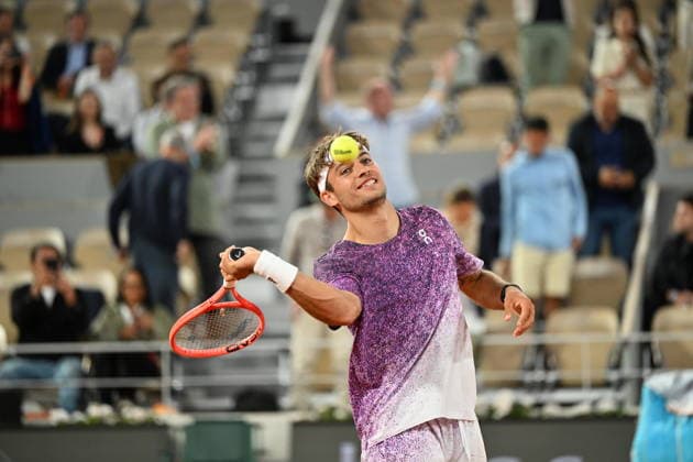 2026 French Open (Roland-Garros) - Day 11 PARIS, FRANCE - JUNE 3: Flavio Cobolli of Italy celebrates after winning against Felix Auger-Aliassime (not seen) of Canada during Men s Singles quarter-final match on the eleventh day of the French Open at Philippe-Chatrier Court in Paris, France, on June 3, 2026. Mustafa Yalcin Anadolu Paris France. Editorial use only. Please get in touch for any other usage.  Copyright: x2026xAnadoluxMustafaxYalcinx