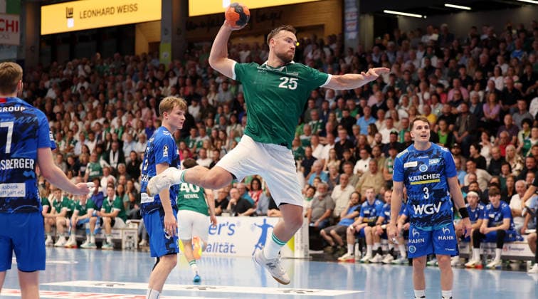 Handball, HBL, Frisch Auf! Göppingen - TVB 1898 Stuttgart #3 Göppingen Handball Frisch Auf ! Göppingen vs. TVB Stuttgart, Ludvig Jurmala Aström (Göppingen, am Ball)