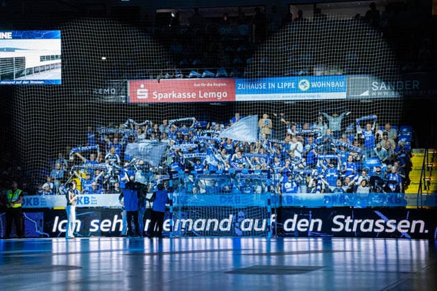 Handball, HBL, TBV Lemgo - SC DHfK Leipzig TBV Lemgo Lippe (GER) vs. SC DHfK Leipzig (GER), Handball, Daikin Handball Bundesliga, 33. Spieltag, 3.6.2026, Saision 2025 2026, Lemgo Die Fans des TBV Lemgo Lippe (GER) vor dem Spiel Lemgo Phoenix Contact Arena Deutschland