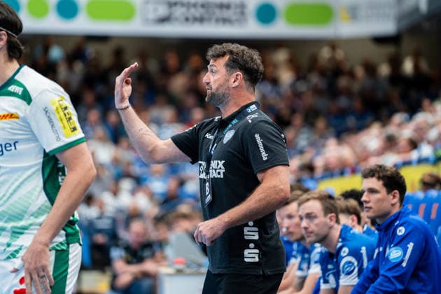 Handball, HBL, TBV Lemgo - SC DHfK Leipzig TBV Lemgo Lippe (GER) vs. SC DHfK Leipzig (GER), Handball, Daikin Handball Bundesliga, 33. Spieltag, 3.6.2026, Saision 2025 2026, Lemgo Florian Kehrmann (TBV Lemgo Lippe, Trainer) gestikuliert Lemgo Phoenix Contact Arena Deutschland