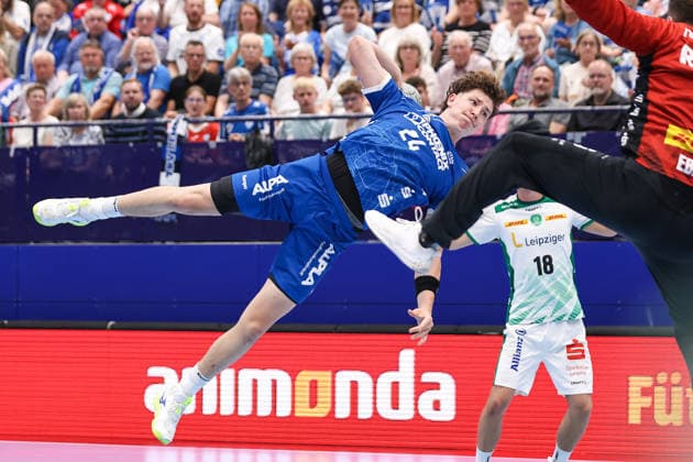 Handball, HBL, TBV Lemgo - SC DHfK Leipzig 2026.06.03, xkwix, Handball, HBL, TBV Lemgo Lippe - SC DHfK Leipzig, PHOENIX CONTACT arena, 33.Spieltag, Saison 2025 2026: JoÃ«l Willecke (TBV Lemgo Lippe 24) beim Torwurft Photo: xKamilxWilkowskixPressefotoKochx Nordrhein-Westfalen Deutschland