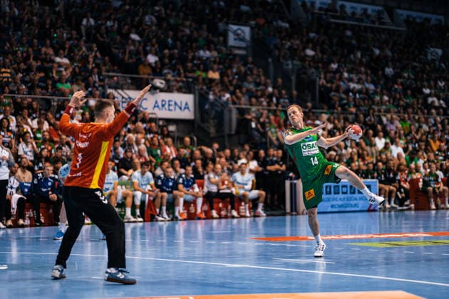 Handball, HBL, SC Magdeburg - VfL Gummersbach #2 Deutschland: HBL DAIKIN Handball Bundesliga 2025 - 2026, 33. Spieltag - SC Magdeburg vs VfL Gummersbach - GETEC Arena (Magdeburg): Omar Ingi Magnusson (SC Magdeburg, 14) am Ball Copyright: xTomxLauruschkatx