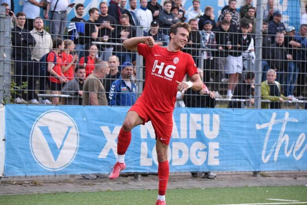 Fußball, Oberliga, Relegation, Eimsbütteler TV - SV Todesfelde #2 Fußball I Herren I Saison 2025 2026 I Aufstiegsrunde Regionalliga Nord I 2. Spieltag I Eimsbütteler TV - SV Todesfelde I 03.06.2026 Doppeltorschütze Toralf Friedrich Wilhelm Heiko Hense ( 11, ETV) nach dem 4:0 (Nur zur redaktionellen Nutzung.) Hamburg Stadion Hoheluft, Lokstedter Steindamm 87 Hamburg Deutschland Copyright: xLobeca RobertoxSeidelx