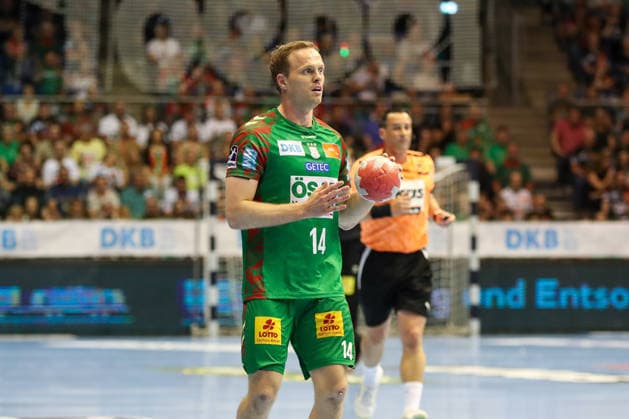 Handball, HBL, SC Magdeburg - VfL Gummersbach #2 03.06.2026, xgox, Handball - Daikin HBL SC Magdeburg - VfL Gummersbach emspor, v.l. Omar Ingi Magnusson (Magdeburg, 14) am Ball, plays the ball Magdeburg