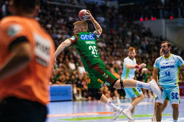 Handball, HBL, SC Magdeburg - VfL Gummersbach #3 Deutschland: HBL DAIKIN Handball Bundesliga 2025 - 2026, 33. Spieltag - SC Magdeburg vs VfL Gummersbach - GETEC Arena (Magdeburg): Sebastian Barthold (SC Magdeburg, 25) am Ball Copyright: xTomxLauruschkatx